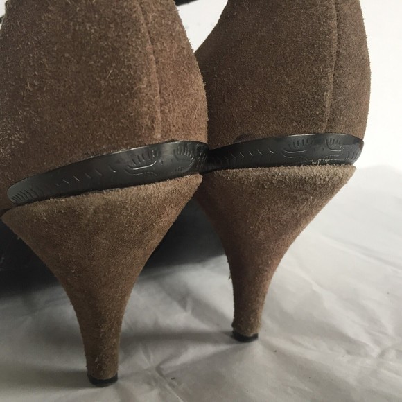 Free People Brown Suede Pointed Toe Pump Ankle Strap Metal toe heel detail! 8 M - Picture 8 of 12